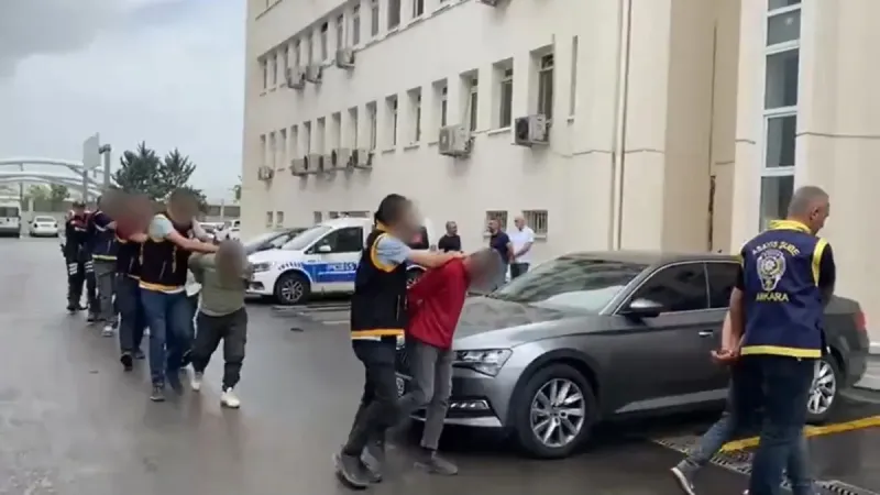 Ankara’da kurban pazarında polislere saldıran 12 şüpheliden 4’ü tutuklandı