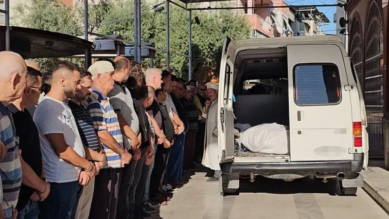 300 Kiloluk Barış'ın Cenazesi Vinçle İndirildi! Tabut Bile Yetmedi!