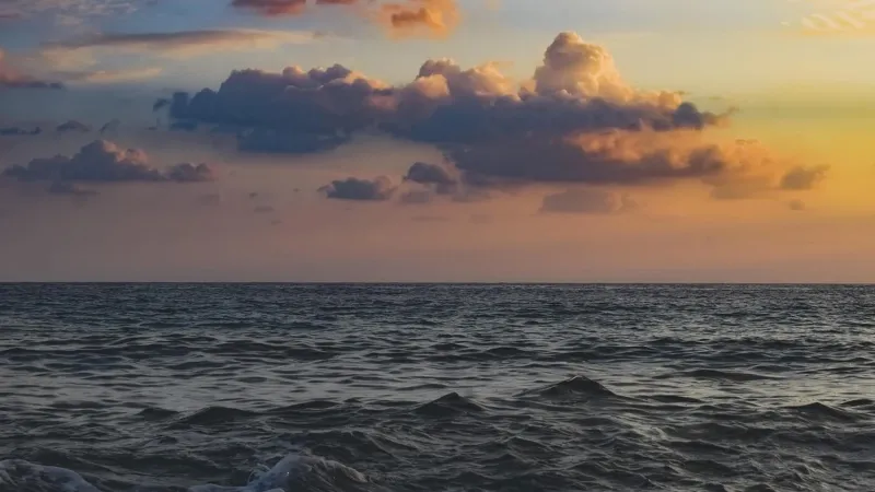 İzmir'de deniz suyu sıcaklığı 27 dereceyi görecek