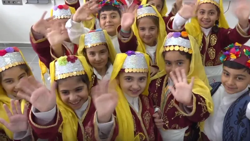 Depremzede Çocuklar İçin Umut Işığı! Yeni Okulda Sosyalleşme Sevinci