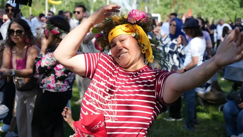 Edirne'de 1400 Yıllık Kakava Ateşiyle Bahar Coşkusu!