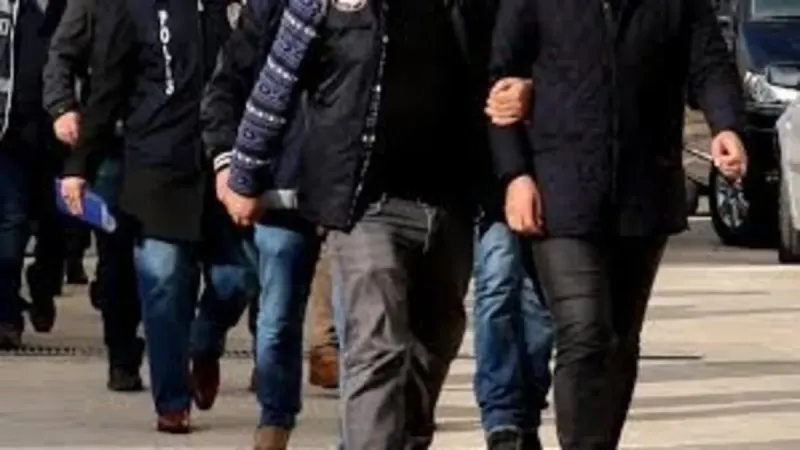 TSK’da dev FETÖ operasyonu: 60 tutuklamaya sevk
